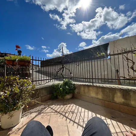 شقة Solfatara Street